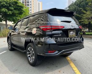 Xe Toyota Fortuner 2.4G 4x2 AT Legender 2020