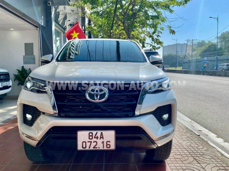 Toyota Fortuner 2.4G 4x2 AT 2021