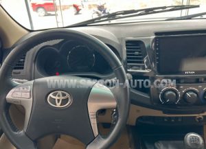 Xe Toyota Fortuner 2.5G 2014