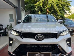 Xe Toyota Fortuner Legender 2.4L 4x2 AT 2022