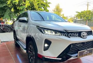 Xe Toyota Fortuner Legender 2.4L 4x2 AT 2022