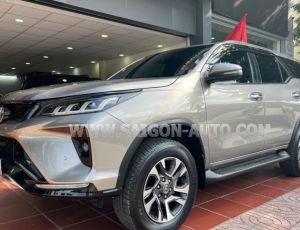 Xe Toyota Fortuner Legender 2.4L 4x2 AT 2022