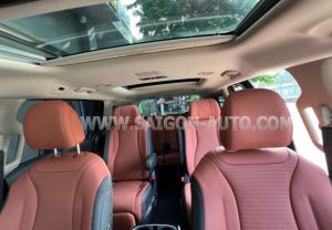 Xe Kia Carnival Signature 3.5G 2022