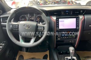 Xe Toyota Fortuner Legender 2.4L 4x2 AT 2022