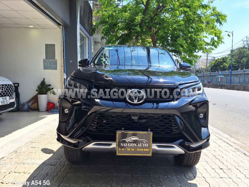 Toyota Fortuner Legender 2.4L 4x2 AT 2022