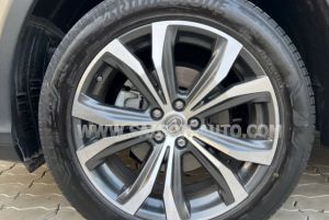 Xe Lexus RX 200t 2017
