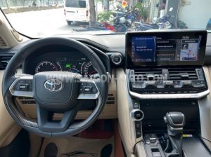 Xe Toyota Land Cruiser 3.5 V6 2023