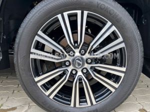 Xe Lexus LX 600 Urban 2024