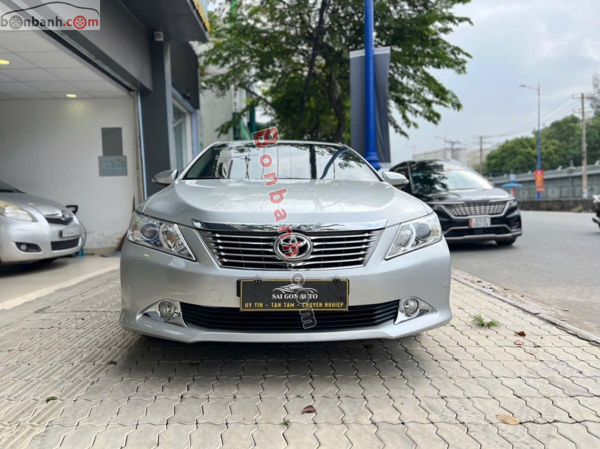 Toyota Camry 2.5G 2012