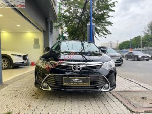 Xe Toyota Camry 2.0E 2015
