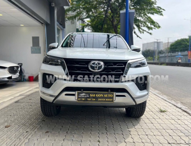 Toyota Fortuner 2.7L 4x4 AT 2024