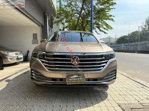 Xe Volkswagen Viloran Luxury 2024