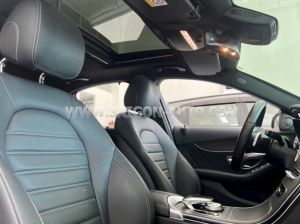 Xe Mercedes Benz C300 AMG 2019