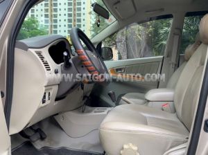 Xe Toyota Innova V 2011