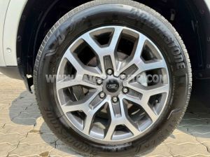Xe Ford Everest Titanium Plus 2.0L 4x4 AT 2023