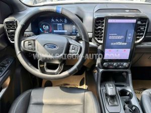 Xe Ford Everest Titanium Plus 2.0L 4x4 AT 2023