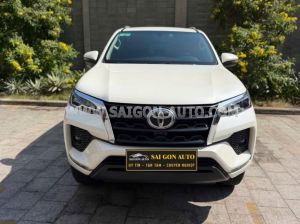 Xe Toyota Fortuner 2.7V 4x2 AT 2020