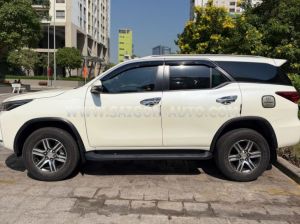 Xe Toyota Fortuner 2.7V 4x2 AT 2020