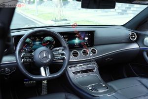 Xe Mercedes Benz E300 AMG 2021