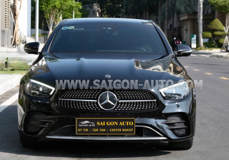 Mercedes Benz E300 AMG 2021