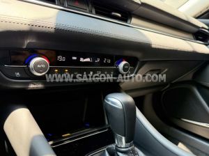 Xe Mazda 6 Premium 2.0 AT 2024