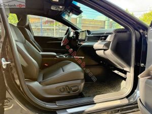 Xe Toyota Camry 2.5 HEV Top 2026