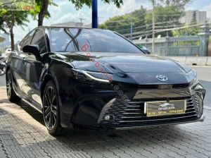 Xe Toyota Camry 2.5 HEV Top 2026