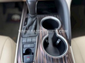 Xe Toyota Camry 2.5Q 2021