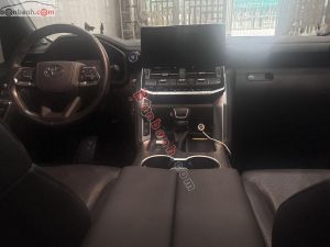 Xe Toyota Land Cruiser 3.5 V6 2024